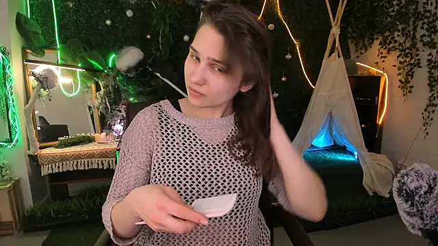 Snapshot of TessaMill chatting on February 27, 2026, 8:14 am TessaMill online show from February 27, 2026, 8:14 am