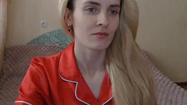 JayeTyler online show from April 8, 2026, 6:04 am