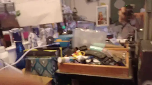 Snapshot of cough2getoff chatting on November 16, 2025, 2:33 pm cough2getoff online show from November 16, 2025, 2:33 pm