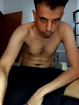 Snapshot of rocco3011 chatting on February 6, 2026, 1:45 am rocco3011 online show from February 6, 2026, 1:45 am