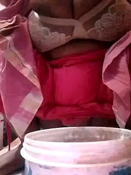 Snapshot of Dassing_strip_couple chatting on March 14, 2026, 6:19 am Dassing strip couple online show from March 14, 2026, 6:19 am