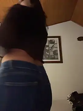 Snapshot of oh_nina chatting on April 2, 2026, 1:35 am oh nina online show from April 2, 2026, 1:35 am