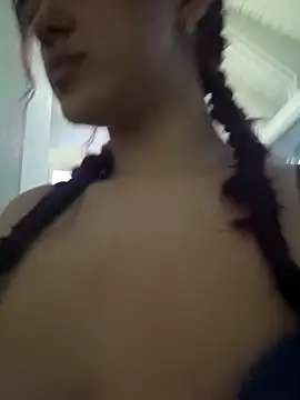 Snapshot of Victoria_Beaumont chatting on September 13, 2025, 11:05 pm Victoria Beaumont online show from September 13, 2025, 11:05 pm