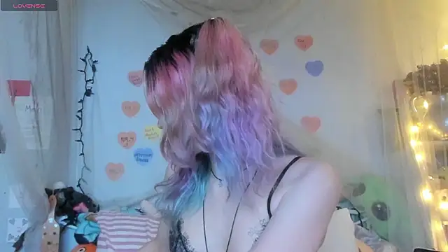 bunnyislewd online show from February 5, 2026, 5:14 am