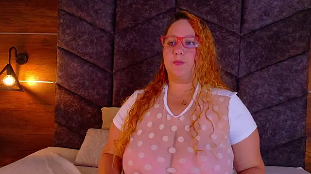 JenaCooper  online show from February 16, 2026, 2:10 am