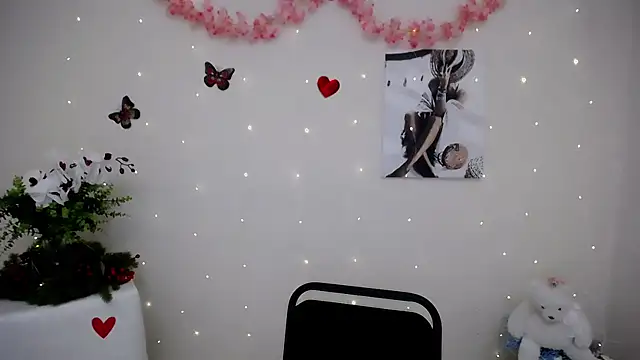 Snapshot of OceanicDawn chatting on February 21, 2026, 7:32 am OceanicDawn online show from February 21, 2026, 7:32 am