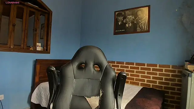 justinkarter online show from November 12, 2025, 12:31 pm