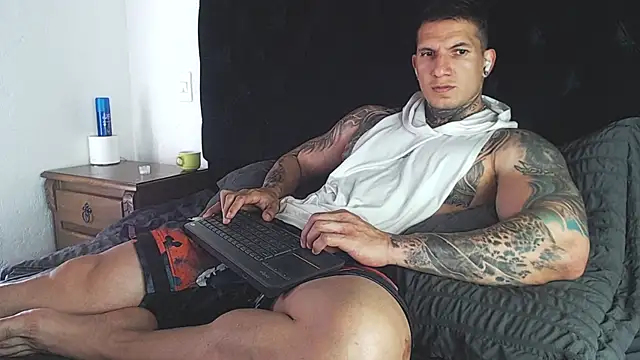 Snapshot of Shane_Clay chatting on April 9, 2026, 6:36 pm Shane Clay online show from April 9, 2026, 6:36 pm