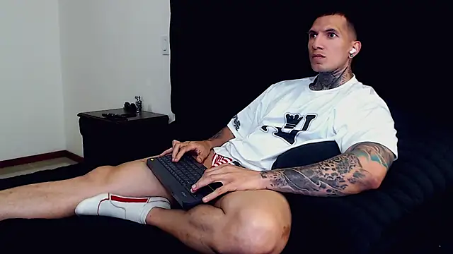 Shane Clay online show from October 6, 2025, 9:26 pm