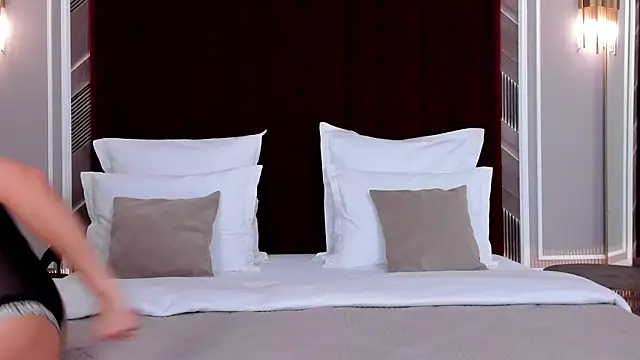 Snapshot of KatherineJan chatting on April 9, 2026, 3:08 am KatherineJan online show from April 9, 2026, 3:08 am