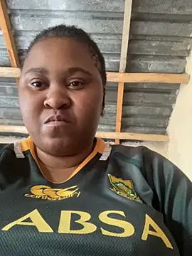 ChubbyAssyiyer online show from November 4, 2025, 5:44 am