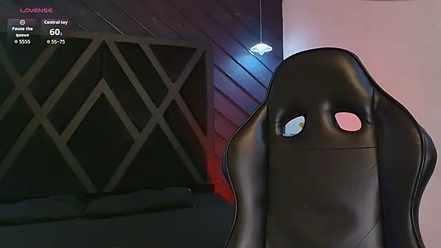 zoe martins  online show from March 6, 2026, 5:19 pm