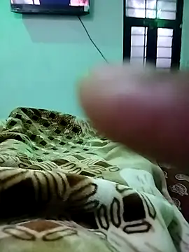 Dickdelhi online show from November 26, 2025, 4:40 pm