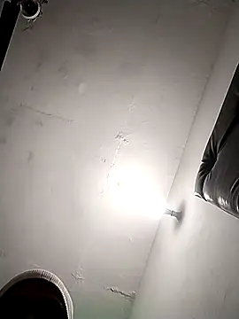 Dickdelhi online show from December 15, 2025, 3:56 am