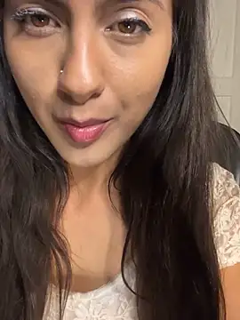 Snapshot of chicachocolate01 chatting on September 29, 2025, 2:29 am chicachocolate01 online show from September 29, 2025, 2:29 am