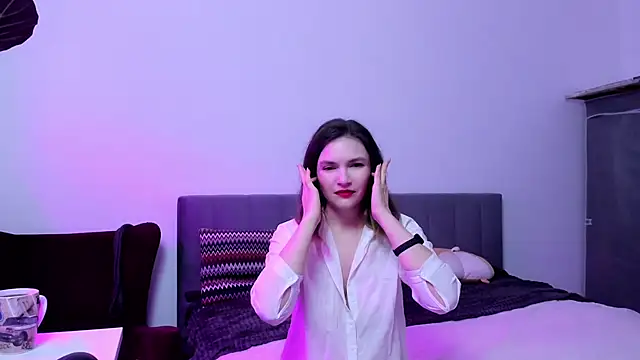 Katherine Twilight online show from October 31, 2025, 3:41 pm