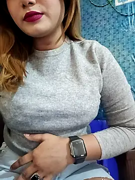 alexa cam44 online show from November 10, 2025, 8:25 pm