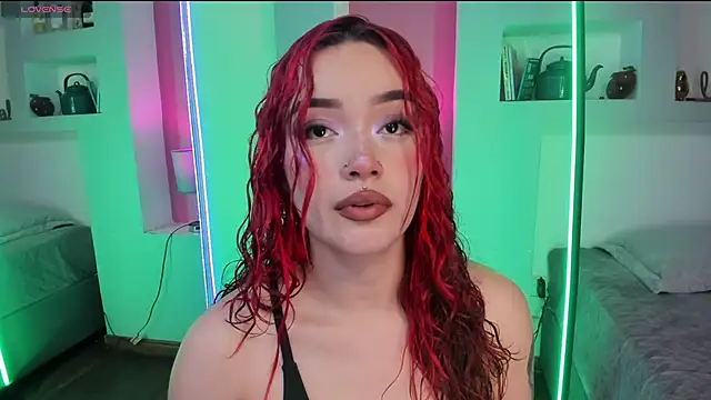 Camila Rivers online show from May 21, 2026, 12:57 pm