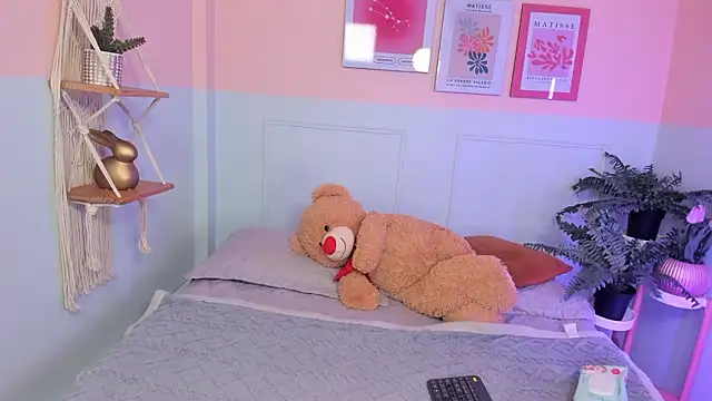 Camila Rivers online show from March 22, 2026, 3:35 pm