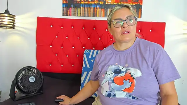 Snapshot of carolinacrus01 chatting on November 9, 2025, 3:16 pm carolinacrus01 online show from November 9, 2025, 3:16 pm