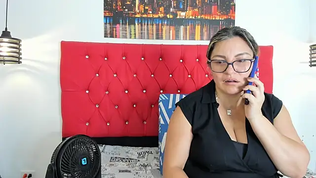 Snapshot of carolinacrus01 chatting on September 14, 2025, 3:56 pm carolinacrus01 online show from September 14, 2025, 3:56 pm