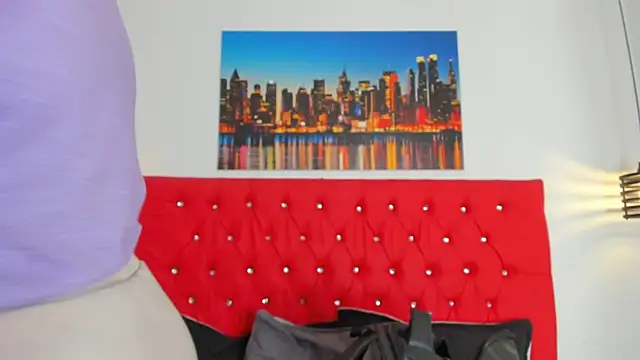 Snapshot of carolinacrus01 chatting on November 17, 2025, 4:44 pm carolinacrus01 online show from November 17, 2025, 4:44 pm