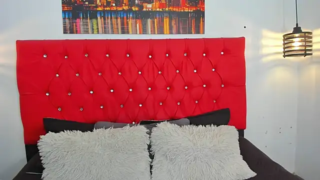 carolinacrus01 online show from February 21, 2026, 7:16 pm