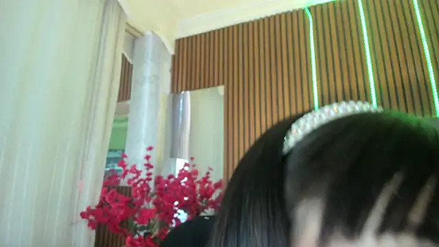 Snapshot of LunaaFerrari chatting on September 16, 2025, 12:39 pm LunaaFerrari online show from September 16, 2025, 12:39 pm