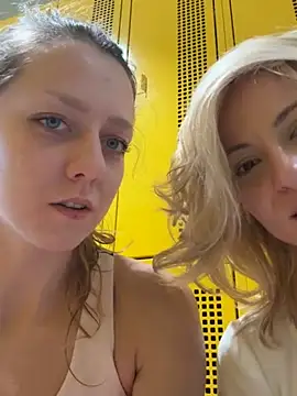 Snapshot of Eveline_Beauty_Kitty chatting on November 4, 2025, 2:10 pm Eveline Beauty Kitty online show from November 4, 2025, 2:10 pm