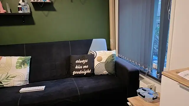 Snapshot of Eveline_Beauty_Kitty chatting on November 30, 2025, 3:46 pm Eveline Beauty Kitty online show from November 30, 2025, 3:46 pm