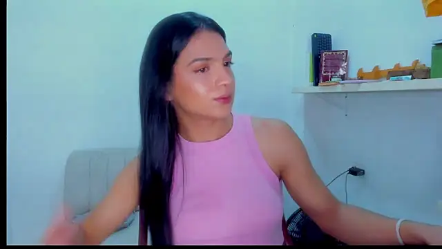 ISA BELLA VZL online show from April 9, 2026, 8:26 pm