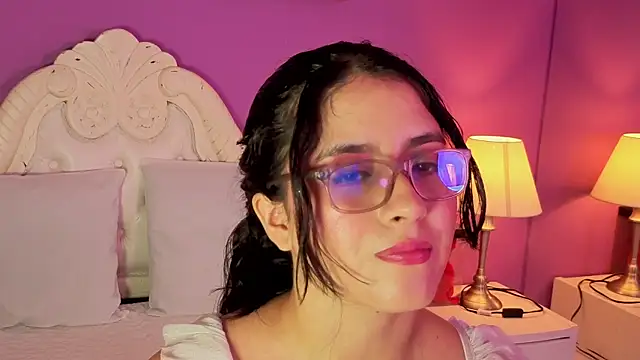 Snapshot of LiLLiAnderson chatting on September 10, 2025, 12:04 pm LiLLiAnderson online show from September 10, 2025, 12:04 pm