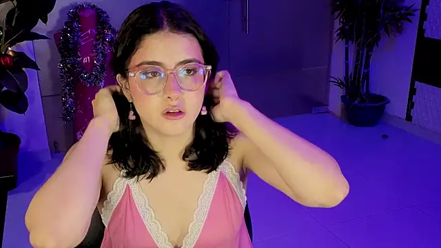 Snapshot of LiLLiAnderson chatting on January 17, 2026, 11:47 am LiLLiAnderson online show from January 17, 2026, 11:47 am