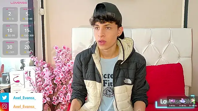 Axel  Evans online show from October 17, 2025, 12:29 pm