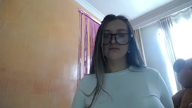 Snapshot of miss_lilieth chatting on February 5, 2026, 4:14 pm miss lilieth online show from February 5, 2026, 4:14 pm