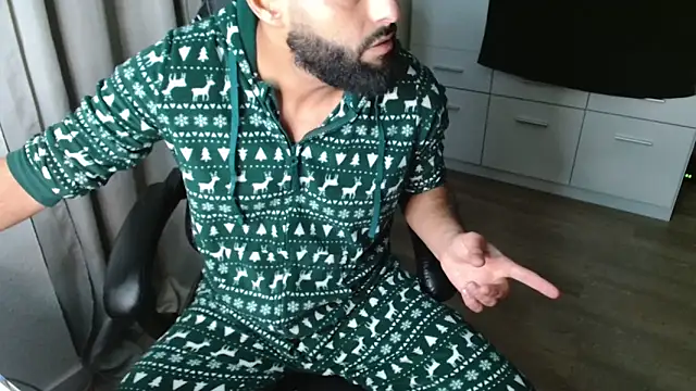 Milo9210 online show from October 16, 2025, 8:17 pm