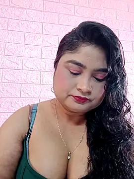 Snapshot of hornyriyanka chatting on February 25, 2026, 2:56 am hornyriyanka online show from February 25, 2026, 2:56 am