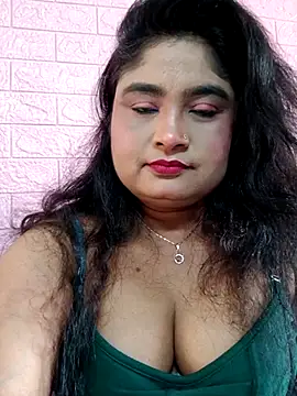 Snapshot of hornyriyanka chatting on February 18, 2026, 3:15 am hornyriyanka online show from February 18, 2026, 3:15 am