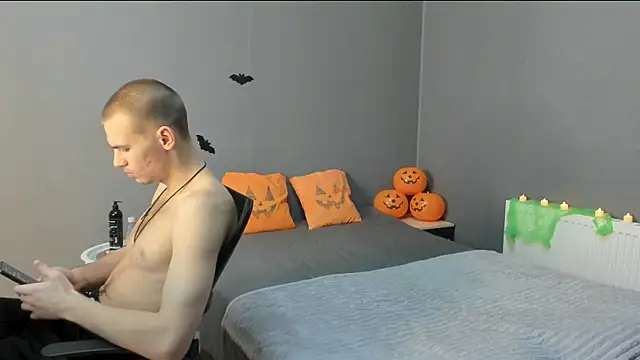 Garden of Eden  online show from October 30, 2025, 4:33 am