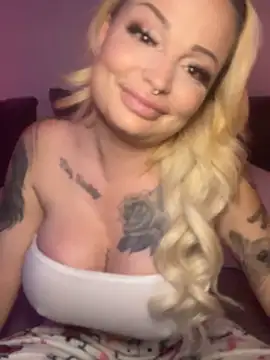 Snapshot of shortybig_official chatting on March 7, 2026, 4:19 am shortybig official online show from March 7, 2026, 4:19 am