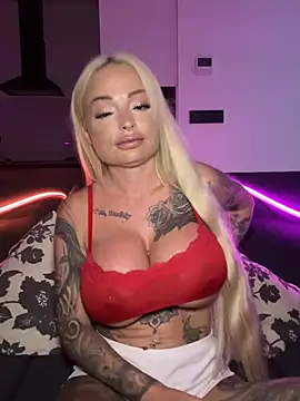 shortybig official online show from June 19, 2026, 4:18 am