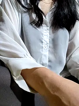 Maria2299 online show from February 24, 2026, 7:26 pm