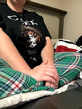 kittenxd4 online show from November 30, 2025, 12:00 am