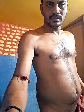 cutecouple1983 online show from November 29, 2025, 11:10 am