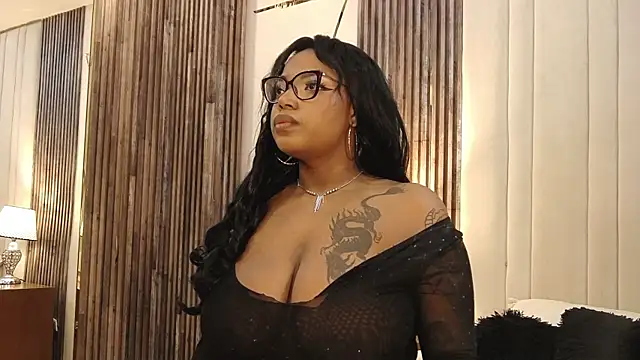 Snapshot of SheilaCoopers_ chatting on October 20, 2025, 11:33 am SheilaCoopers online show from October 20, 2025, 11:33 am