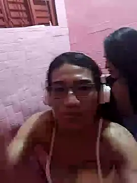 Snapshot of Kellye_hotTs chatting on April 4, 2026, 6:31 am Kellye hotTs online show from April 4, 2026, 6:31 am