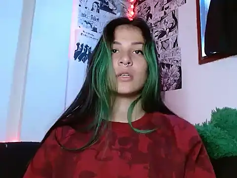 Snapshot of Chloe_paytone chatting on February 14, 2026, 11:32 am Chloe paytone online show from February 14, 2026, 11:32 am