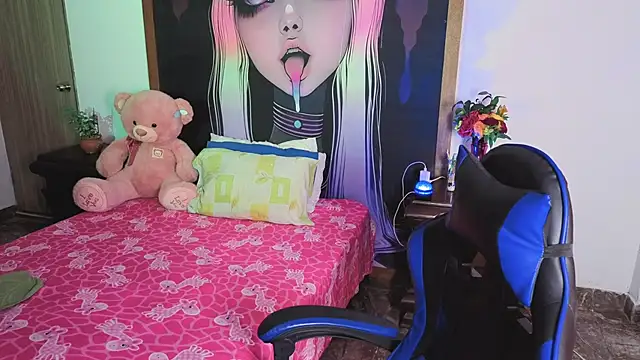 carolxotic online show from March 12, 2026, 4:44 pm