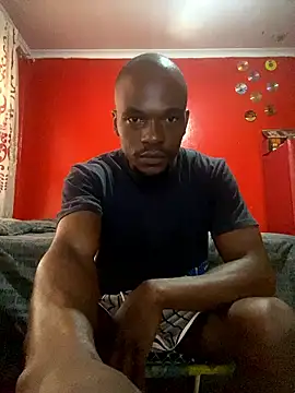 Snapshot of BaggyDirt chatting on January 18, 2026, 4:27 am BaggyDirt online show from January 18, 2026, 4:27 am