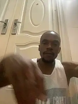 Snapshot of BaggyDirt chatting on January 31, 2026, 9:02 pm BaggyDirt online show from January 31, 2026, 9:02 pm